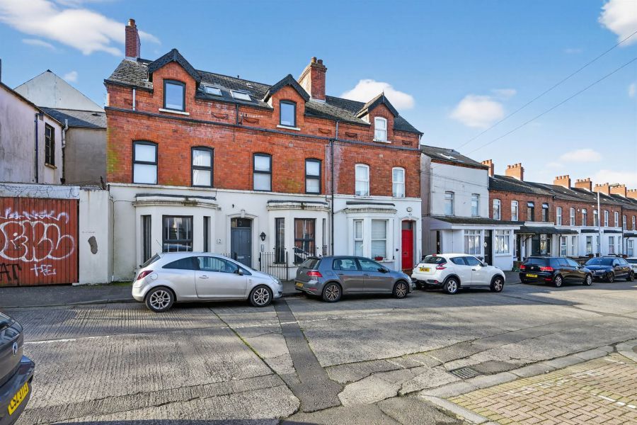 Flat C, 2 Surrey Street, Lisburn Road Area, Belfast, BT9 7FS