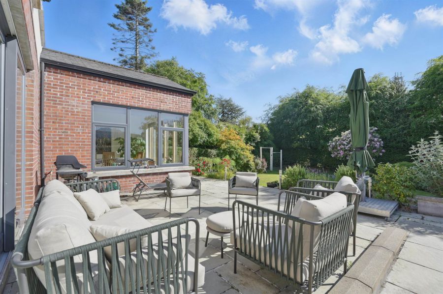 39 Cranmore Gardens