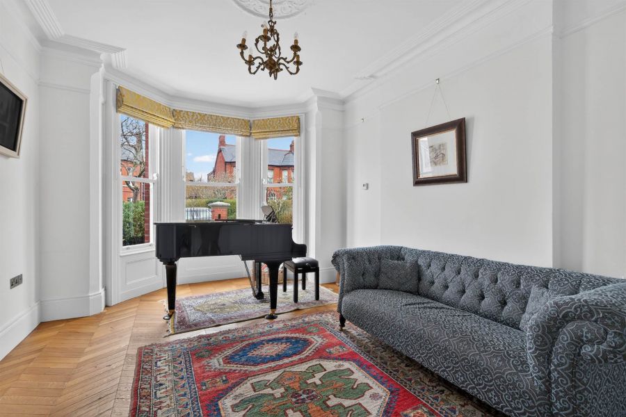 39 Cranmore Gardens