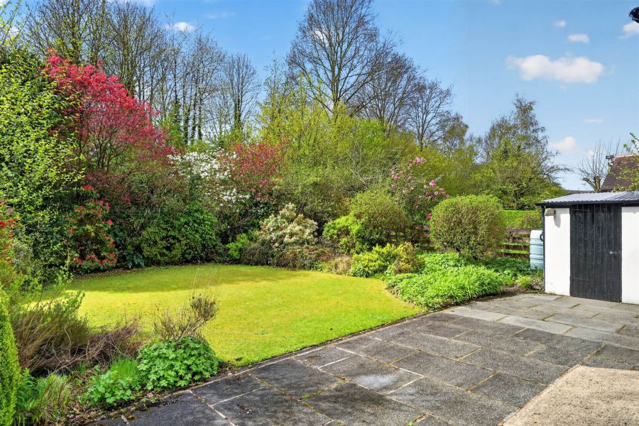 17 Strangford Avenue