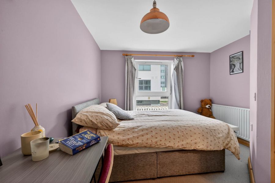 Apt 3 25-27 Dunluce Avenue