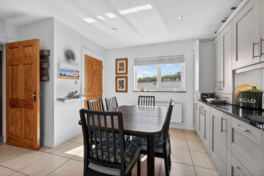 28 Moycraig Road