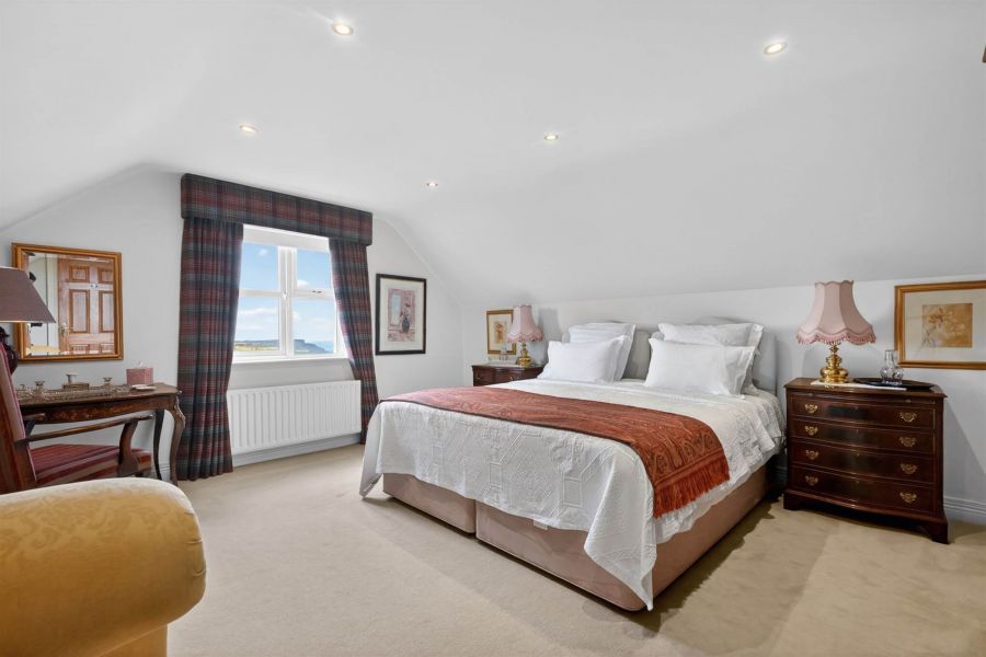 28 Moycraig Road