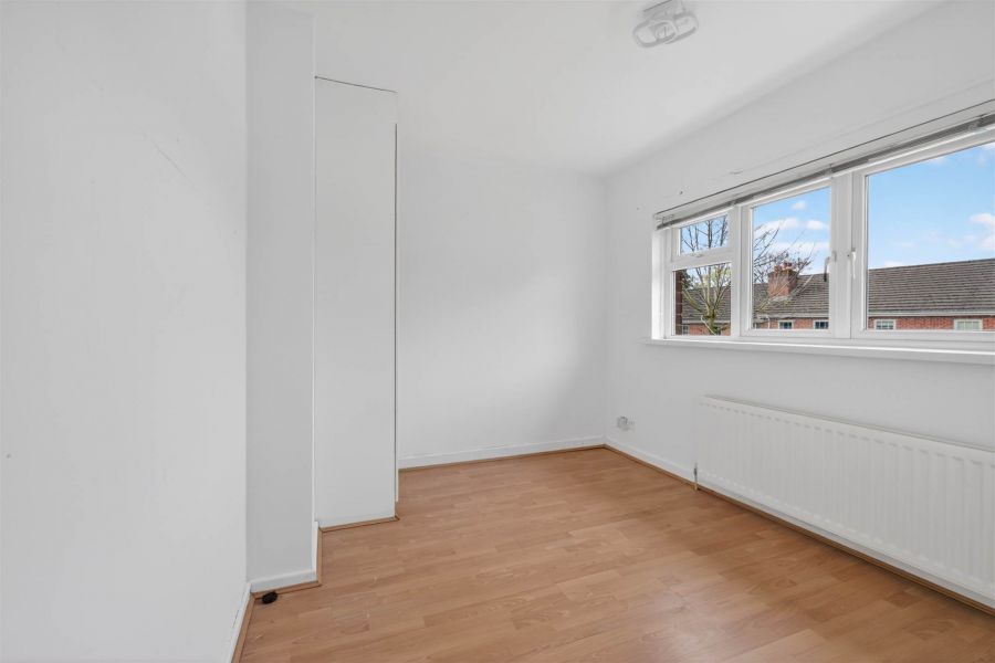 10 Fortwilliam Gardens