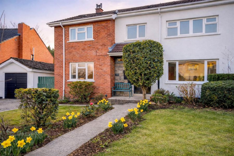 10 Fortwilliam Gardens