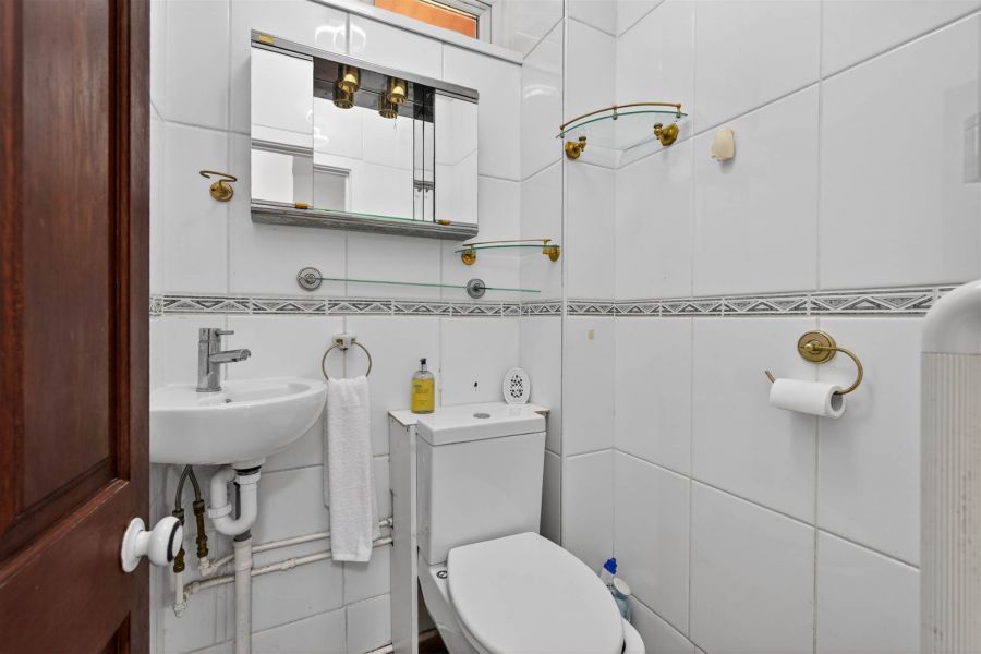 10 Fortwilliam Gardens