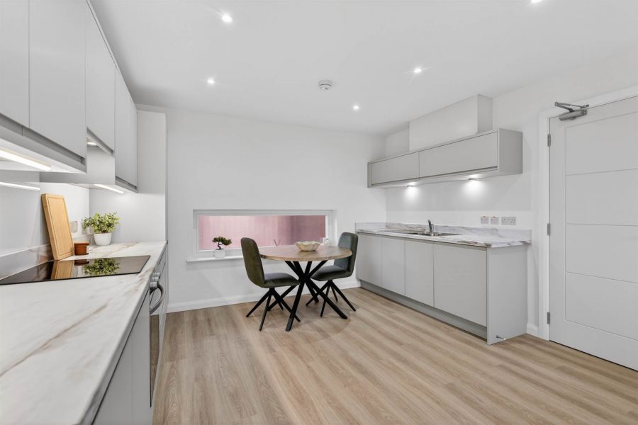 Apt 7 2 Dayton Street