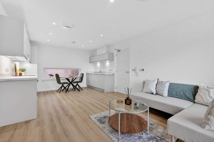 Apt 7 2 Dayton Street