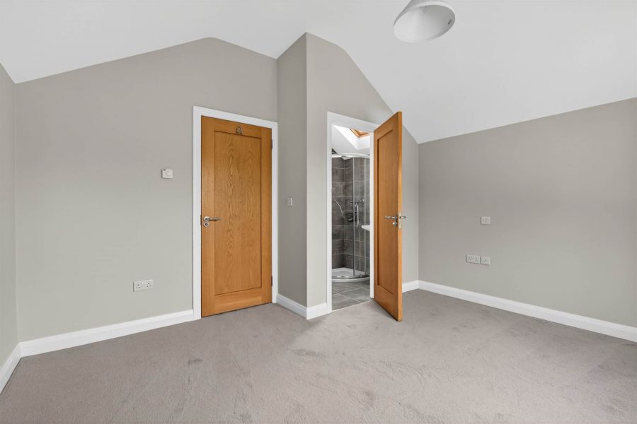 16 Church Hill