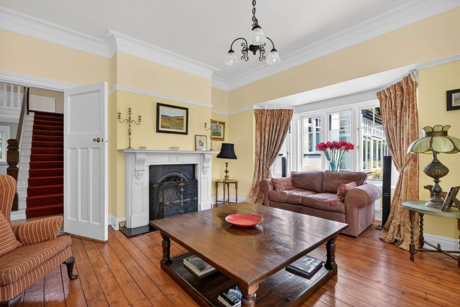 12 Osborne Gardens