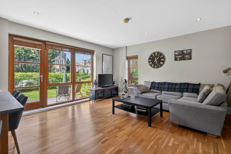 Apt B1 Malone Square