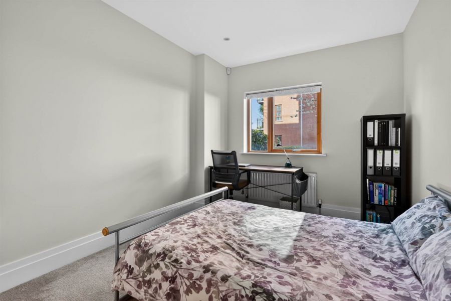 Apt B1 Malone Square