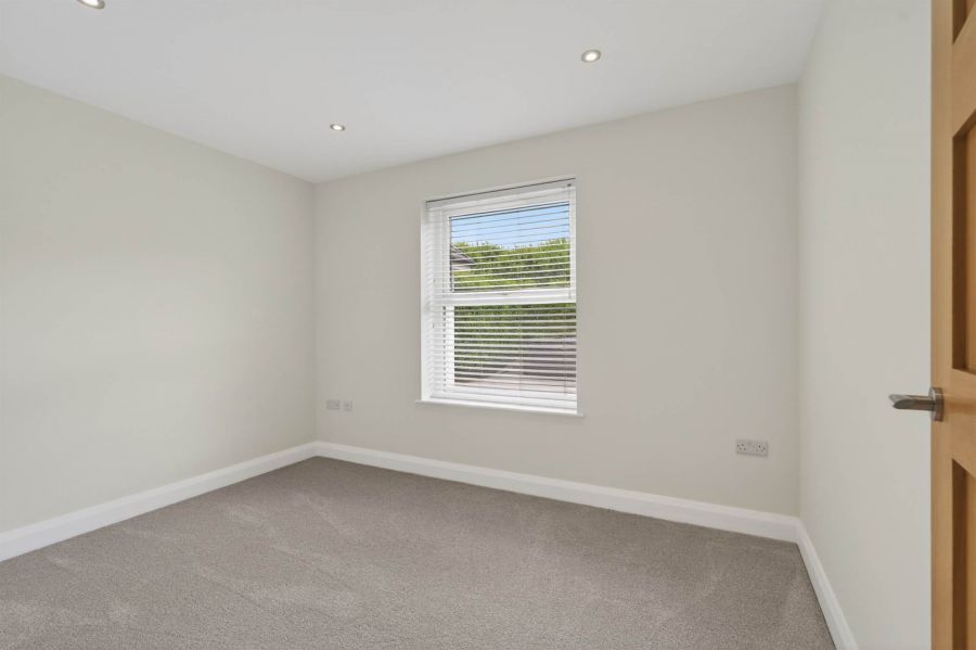 74B Belfast Road