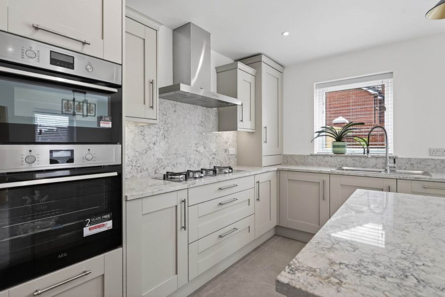 31 Baronsgrange Green