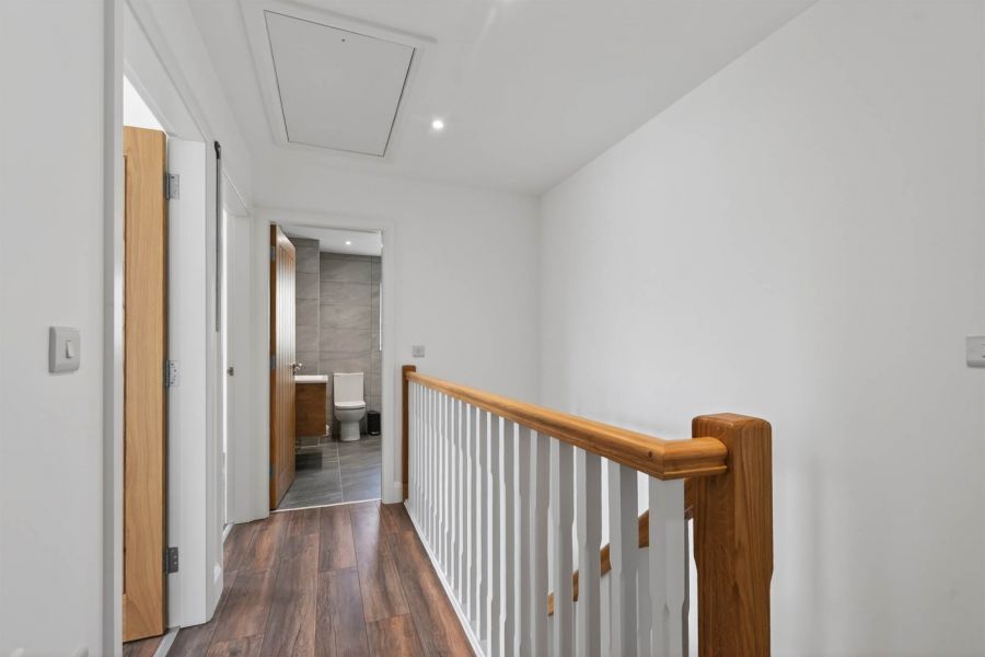31 Baronsgrange Green