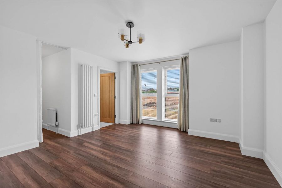 31 Baronsgrange Green