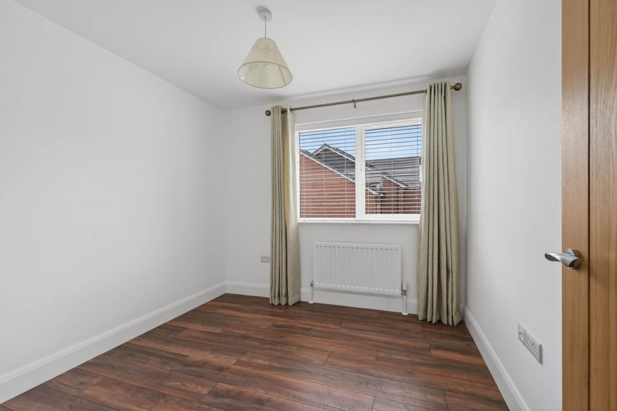 31 Baronsgrange Green