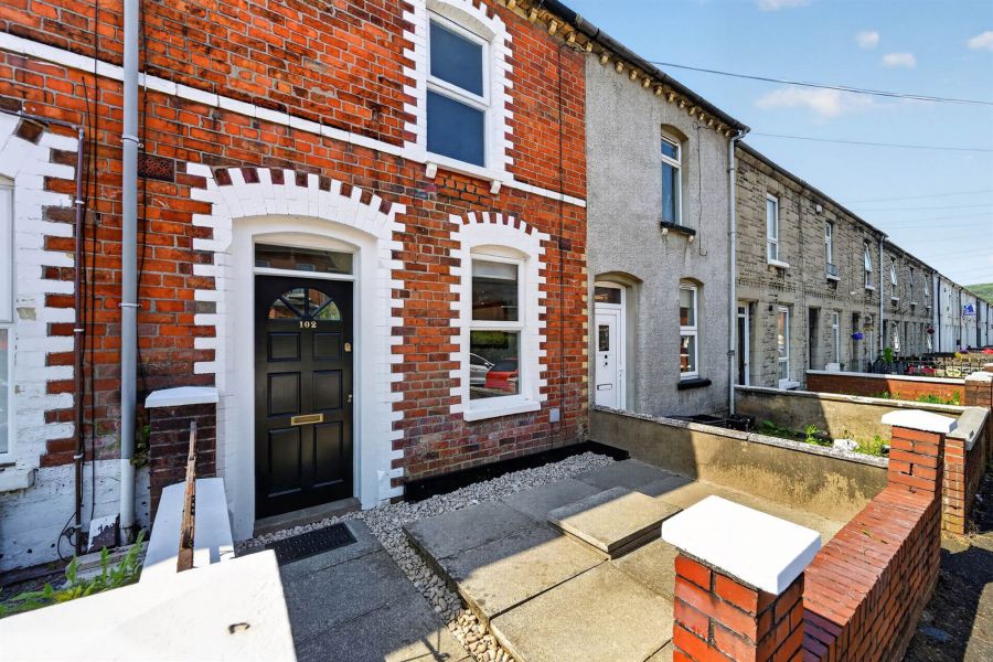 102 Donnybrook Street