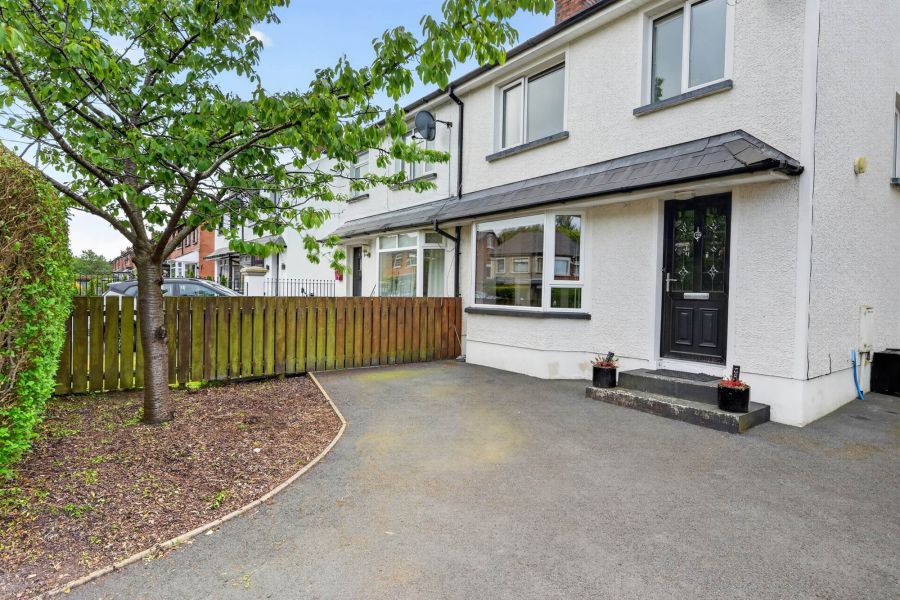63 Priory Park