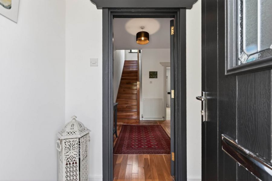 12 Royal Lodge Avenue