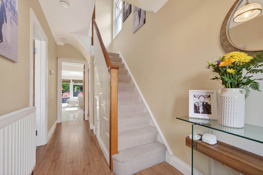 60 Upper Lisburn Road