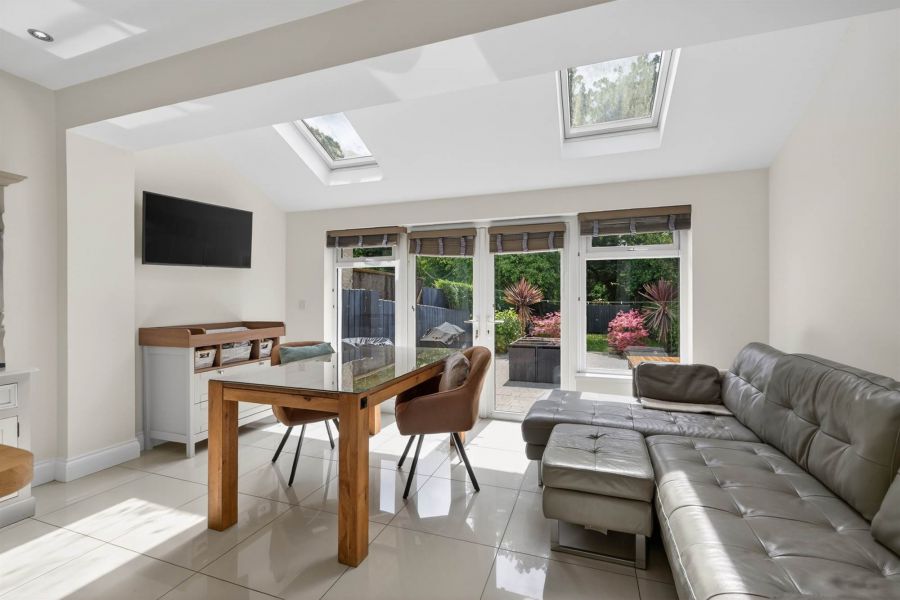 60 Upper Lisburn Road