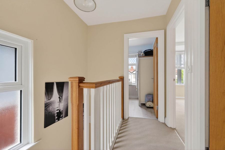 60 Upper Lisburn Road