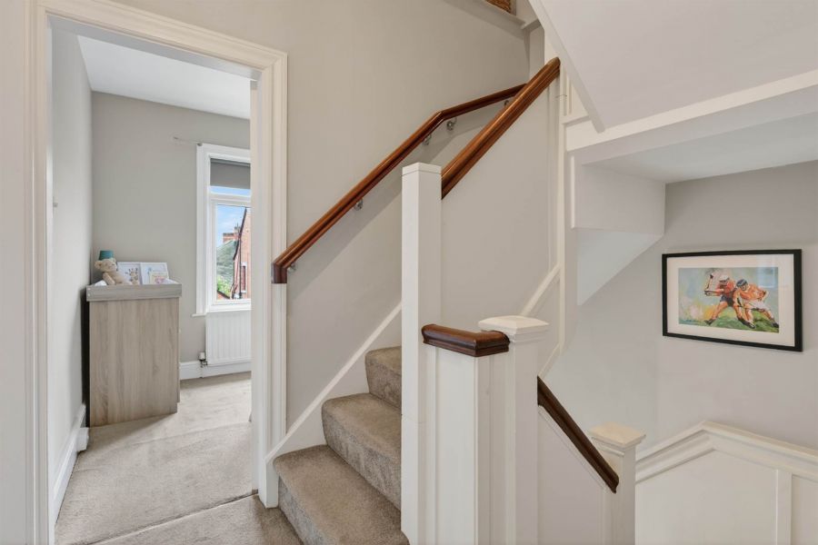 3 Ravensdene Park