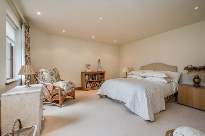 4 Myrtledene Drive