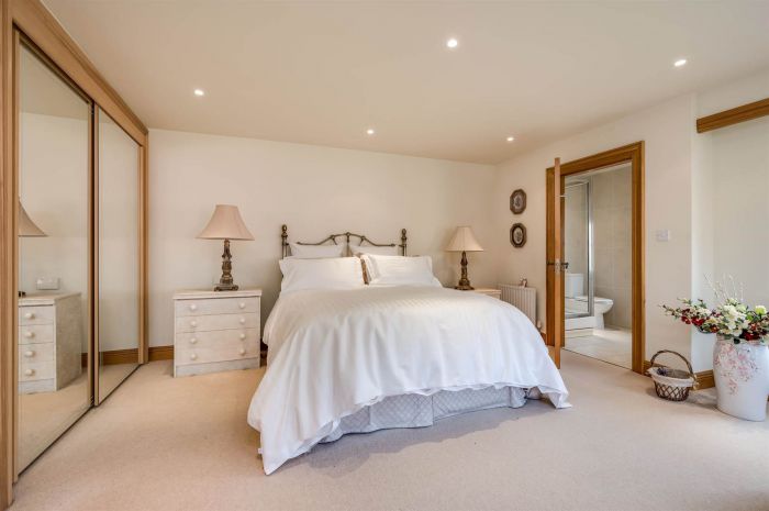 4 Myrtledene Drive