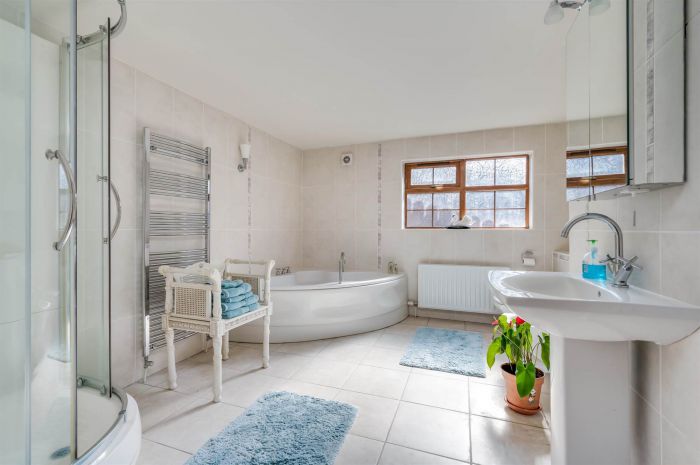 4 Myrtledene Drive