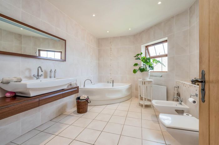 4 Myrtledene Drive