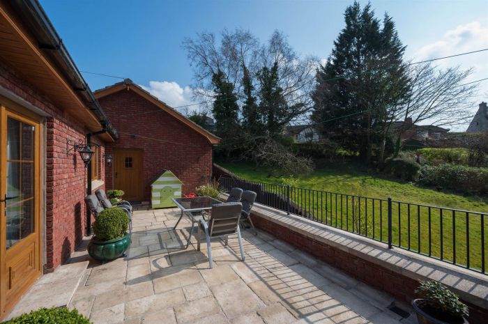 4 Myrtledene Drive