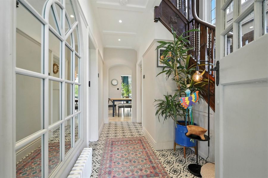 1 Harberton Park