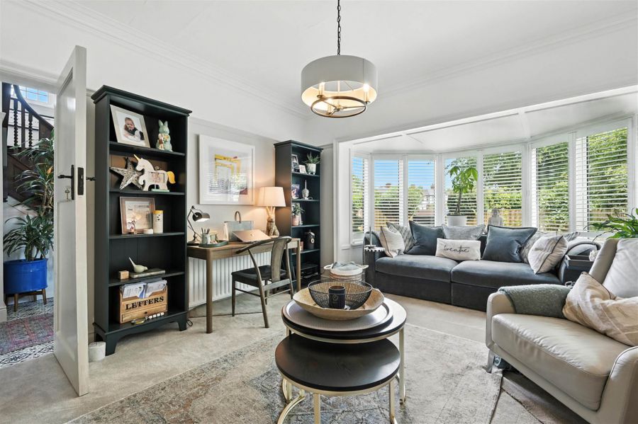 1 Harberton Park