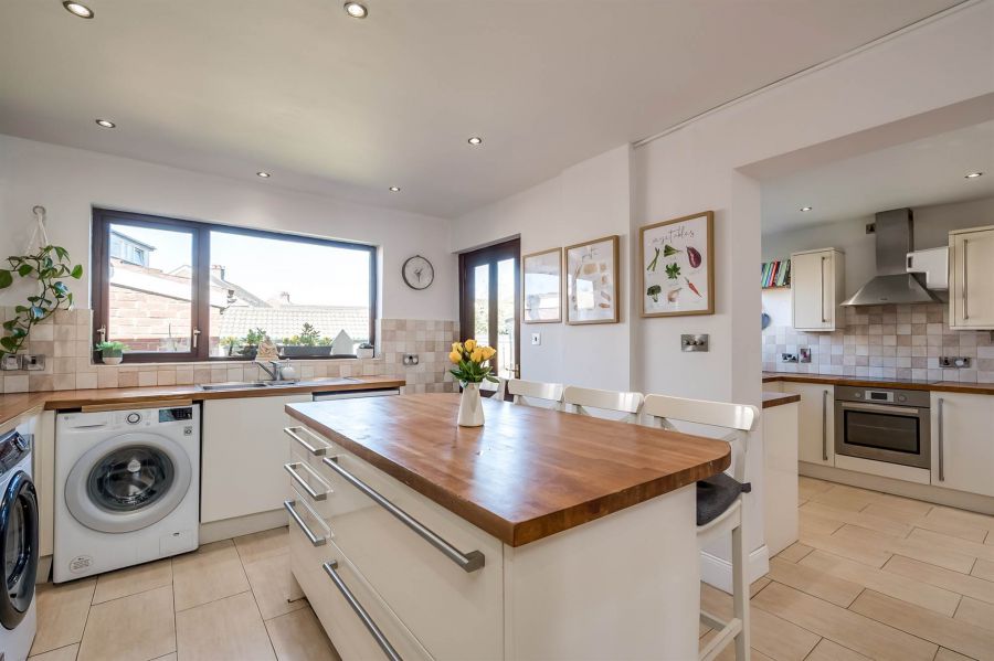 89 Upper Malone Road