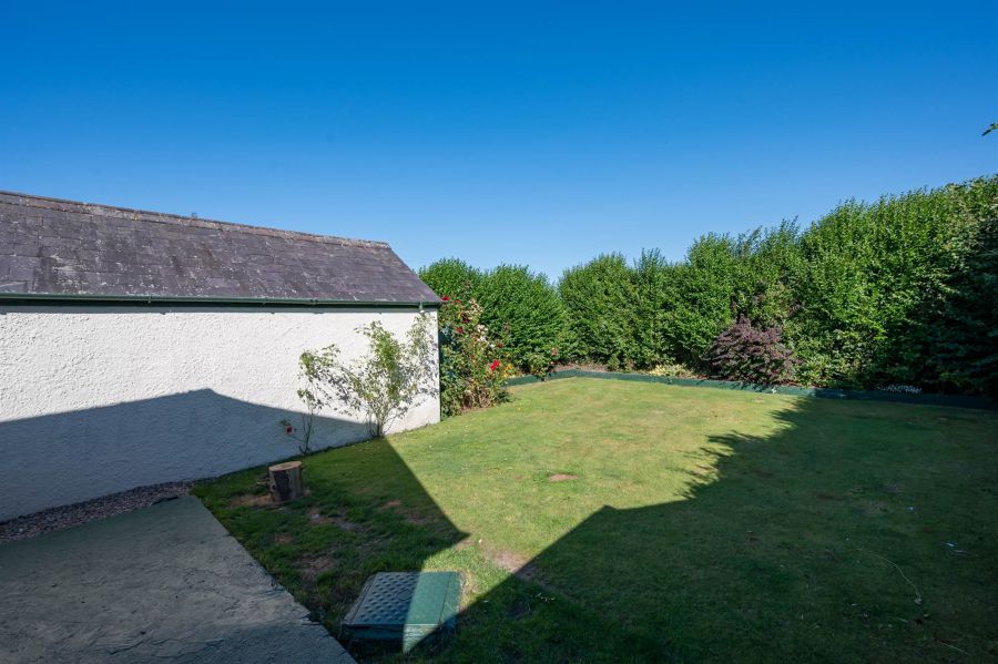 38 Knockbracken Road