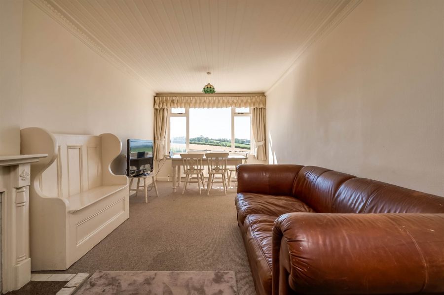 38 Knockbracken Road