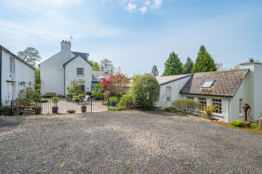 Leathem House, 87 Church Road