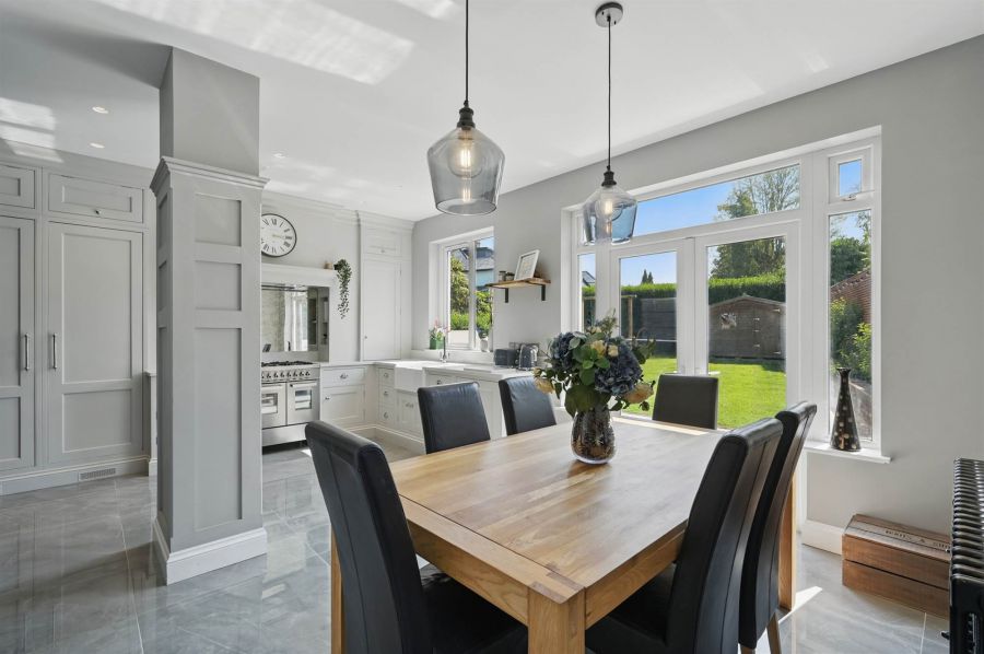 31 Balmoral Avenue