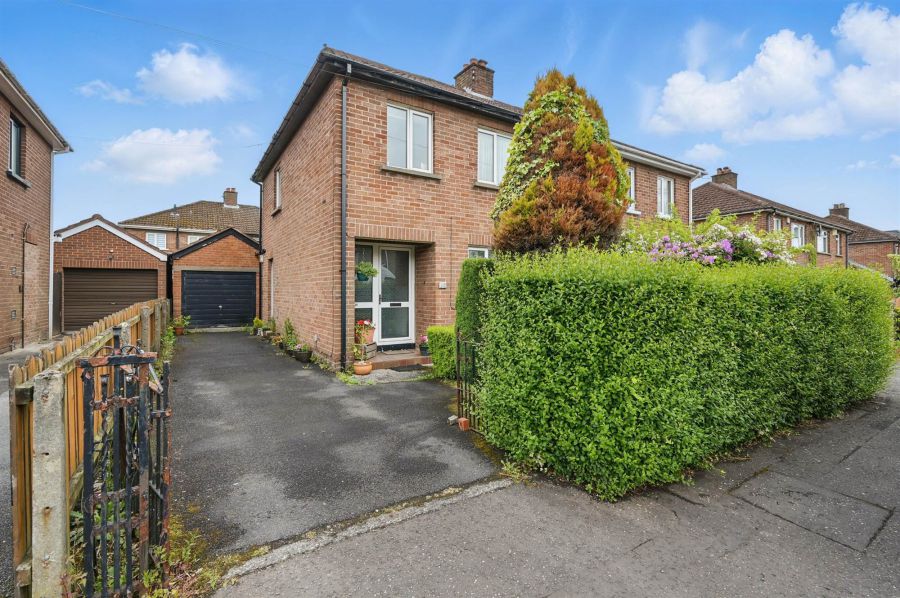 18 Prince Edward Drive