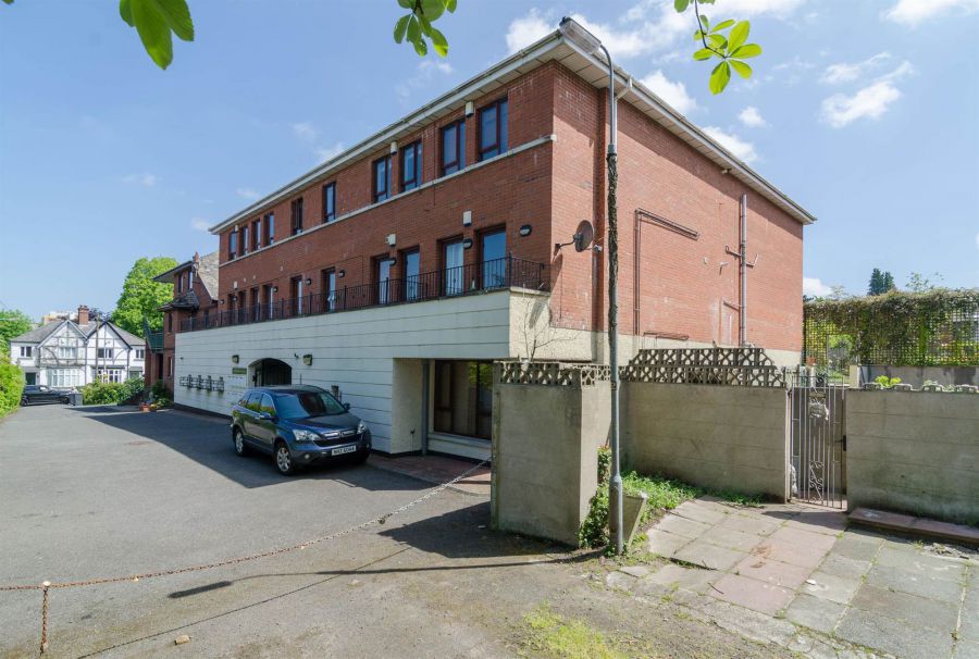 Apartment , 2 Windsor Manor Mews
