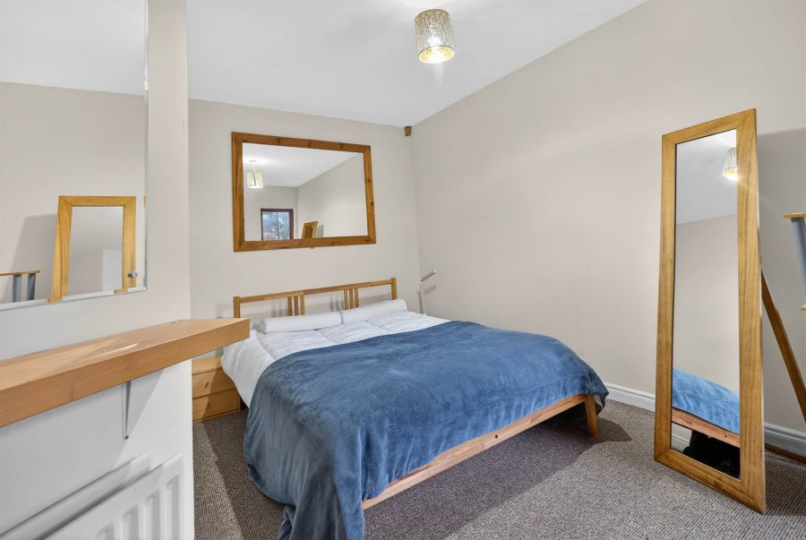 Apartment , 2 Windsor Manor Mews