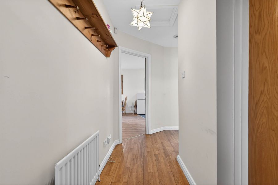 Apartment , 2 Windsor Manor Mews