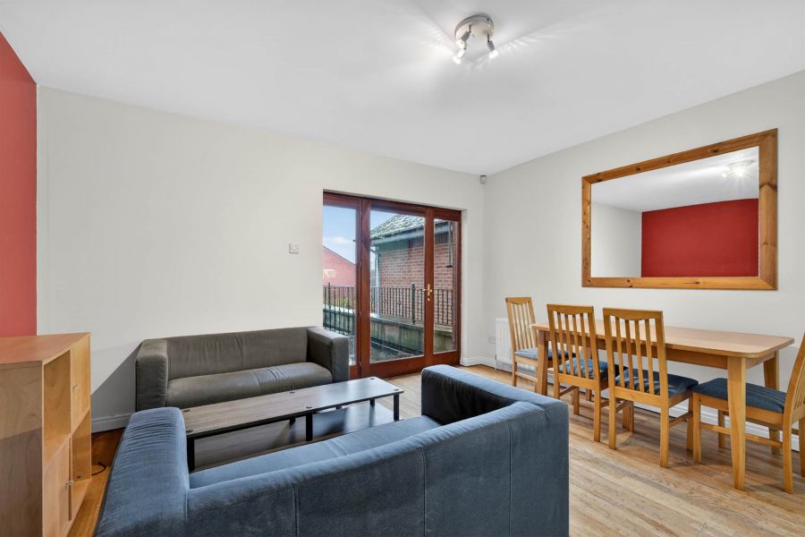 Apartment , 2 Windsor Manor Mews