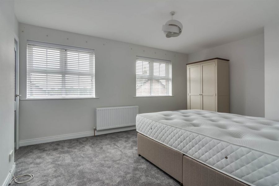 17 Edenderry Cottages