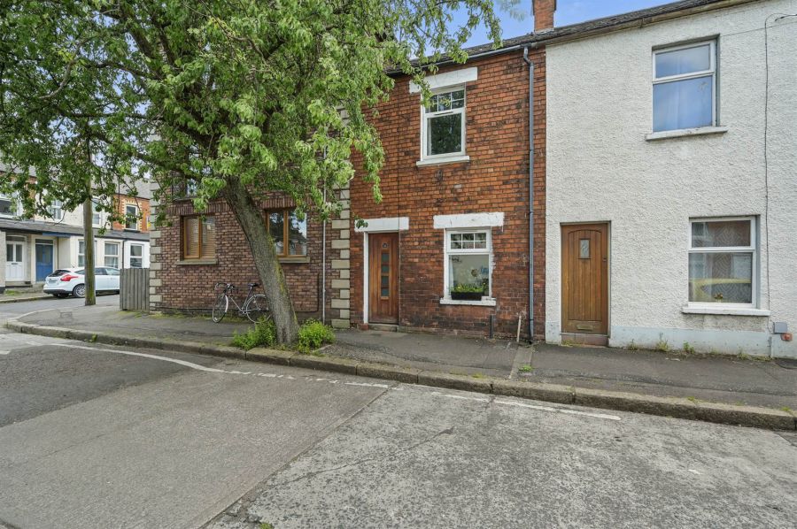 32 Great Northern Street, lisburn road area, belfast, BT9 7FN