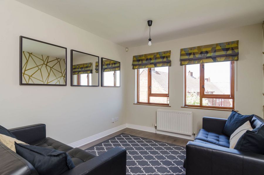 7 Windsor Manor Mews