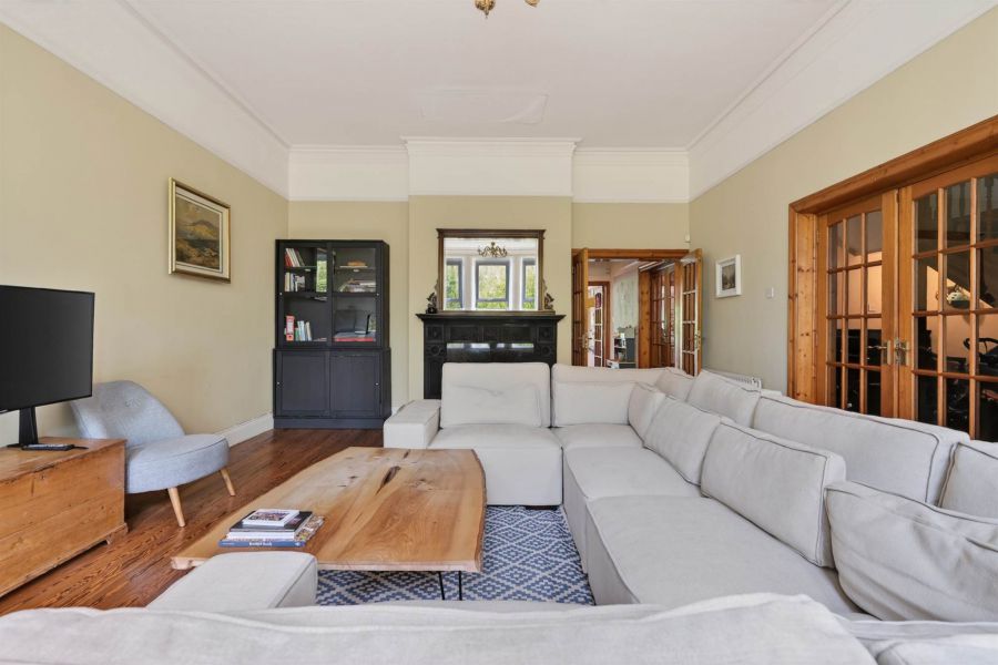 60 Balmoral Avenue