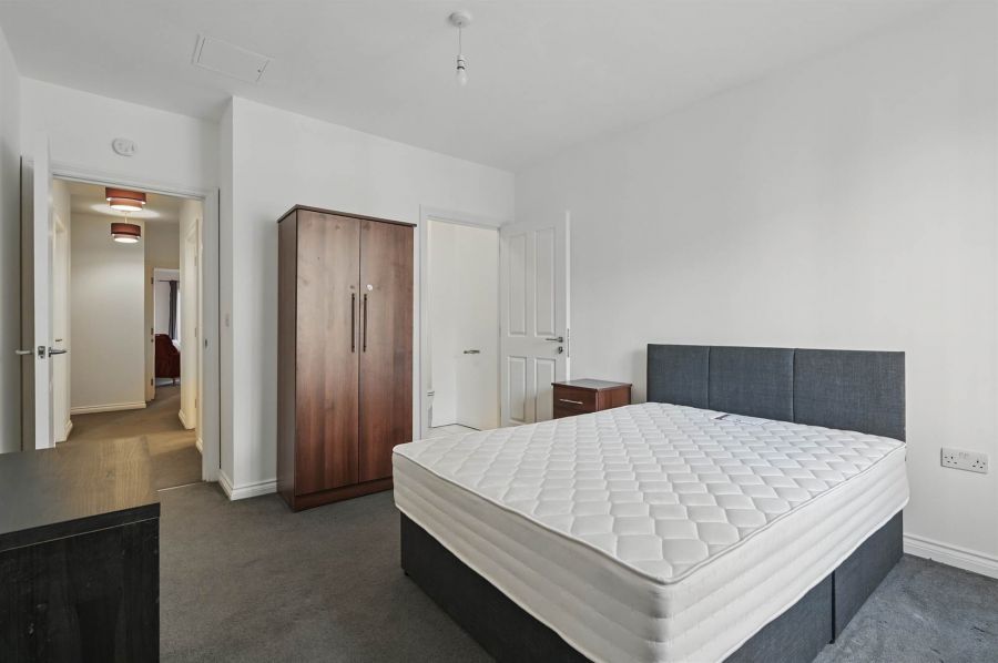 404 Saint Anne's Square